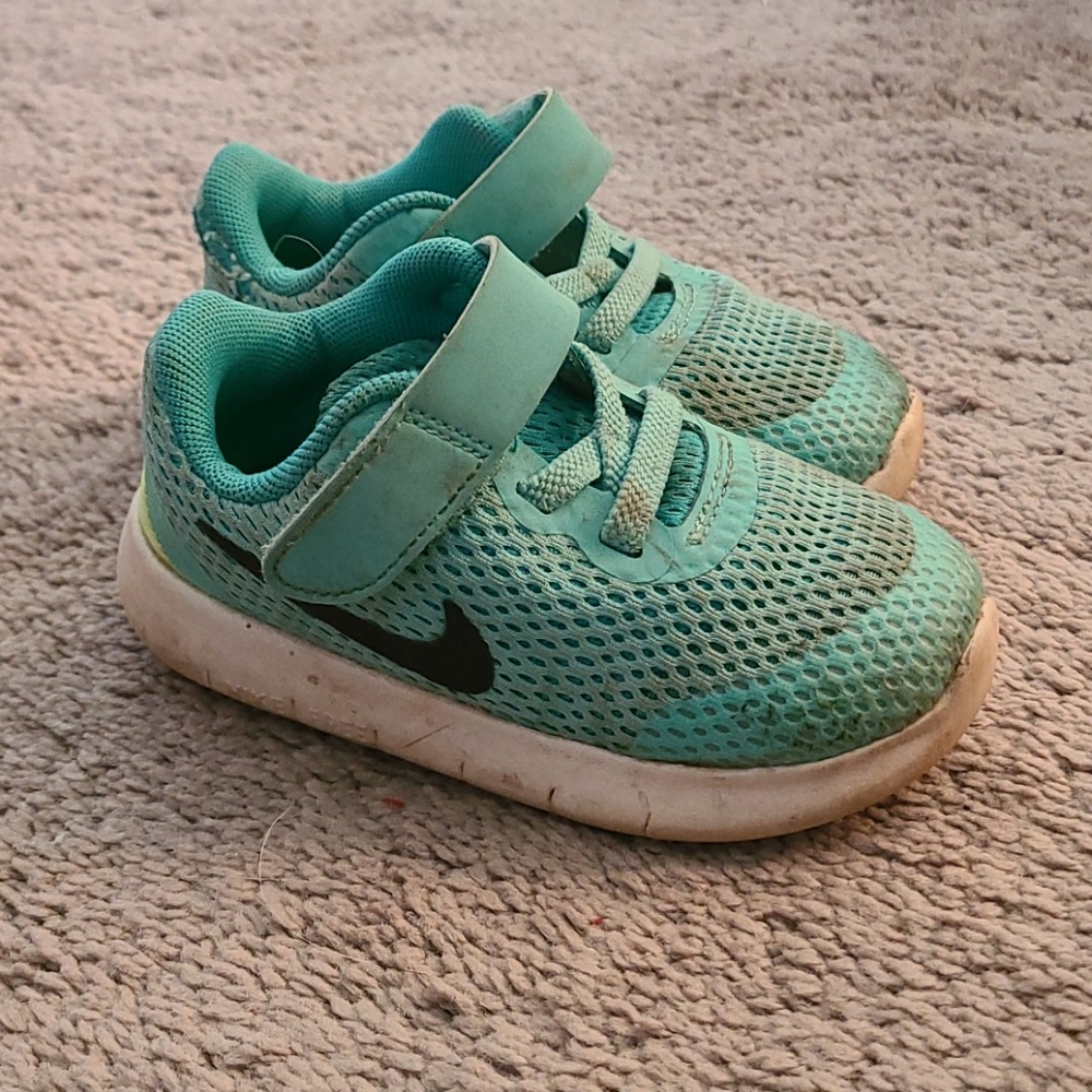 Baby nikes